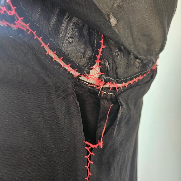 Vintage Black 30s 40s Cross Stitch Floral Embroidery Polish Top Blouse S *FLAW* - Picture 3 of 9